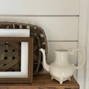 LOMA 1960's Footed Coffee/Hot Cocoa Pot Victorian style ivory white shabby chic